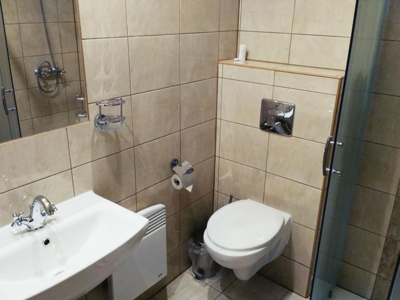 Rodinny Wellness Hotel U Langru Dolni Vestonice Exterior photo